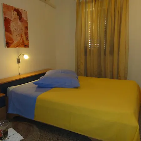 Cozy And Pavicini Konukevi