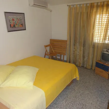 Cozy Apartments&rooms Pavićini 3*