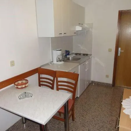 Pensjonat Cozy Apartments&rooms Pavićini