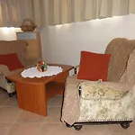 Cozy And Pavicini Πανσιόν 3*