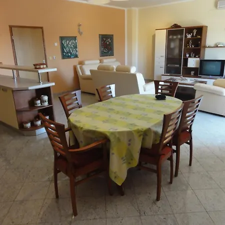 Cozy And Pavicini Gostinjska kuća Segotici