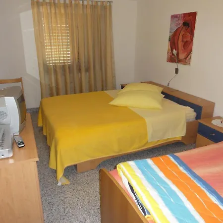 Cozy And Pavicini Segotici