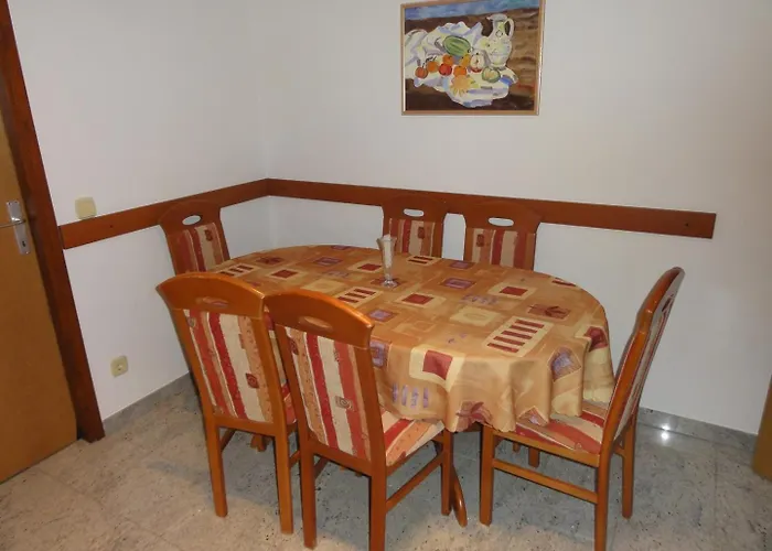 Gostinjska kuća Cozy And Pavicini 3*