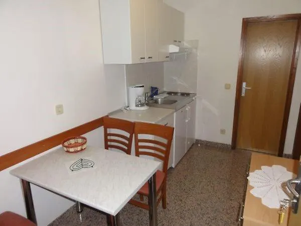 招待所 Cozy And Pavicini