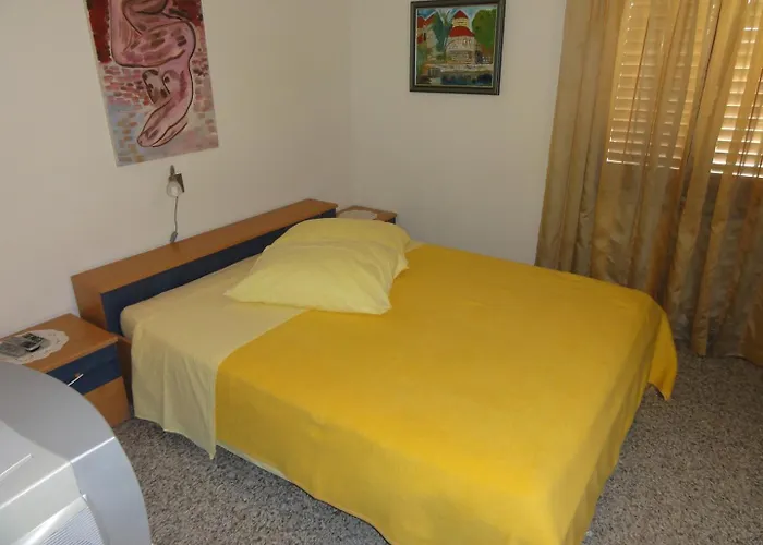 Gostinjska kuća Cozy And Pavicini 3*